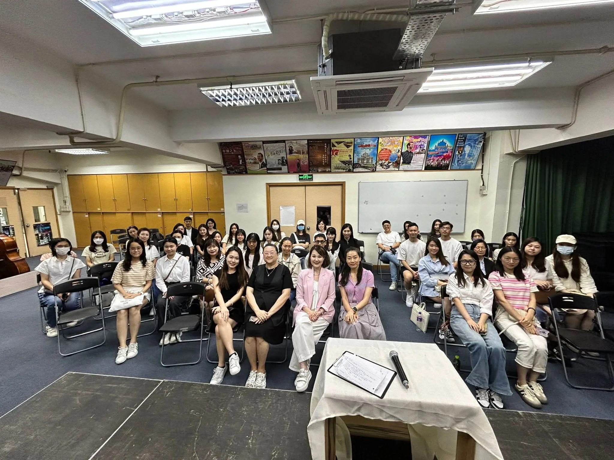 應邀澳門青年交響樂團協會，向各省鋼琴老師分享皇家音樂學院教學文憑考試內容